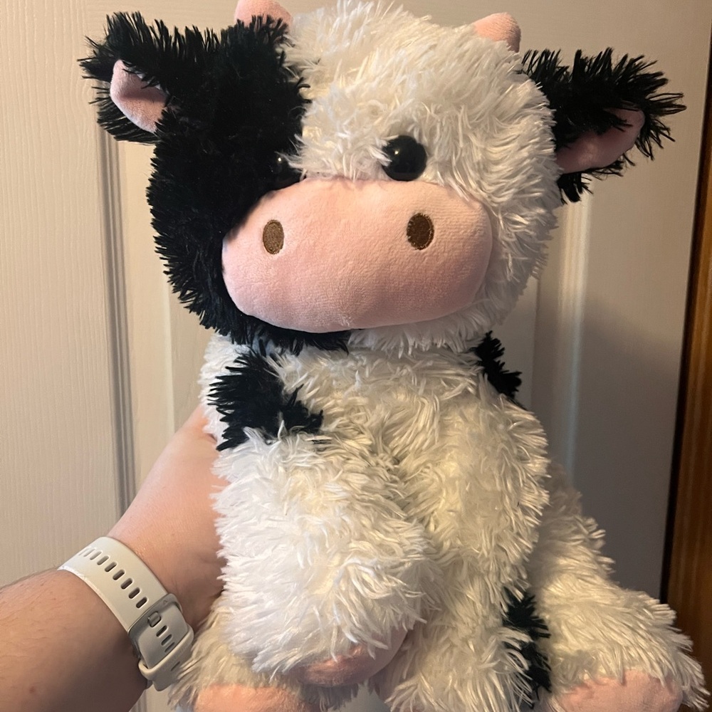 Hugz Black and White Cow